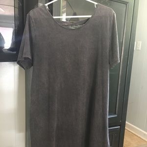 T-shirt dress with criss cross back